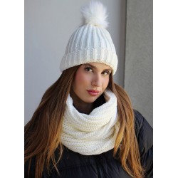 Ensemble bonnet à pompon et col tube creme