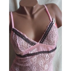 Caraco dentelle rose