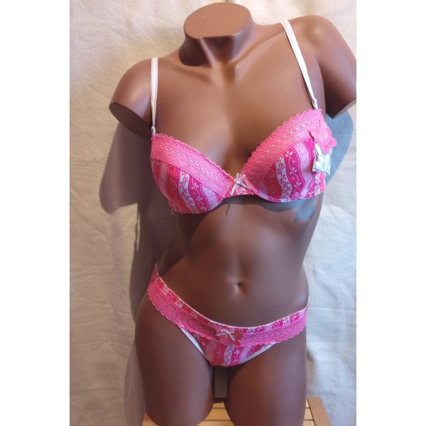 Ensemble Soutien Gorge 8813 Fuschia Ensemble Soutien Gorge 8813 Fuschia