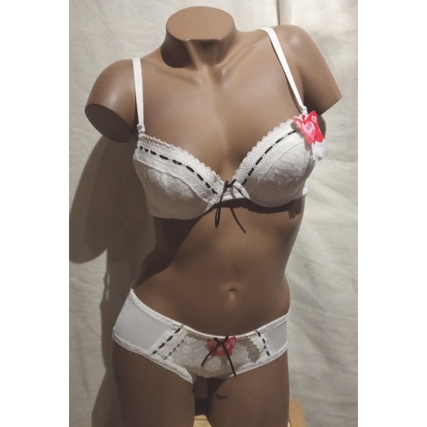Ensemble avec shorty C1069 Blanc Ensemble avec shorty C1069 Blanc