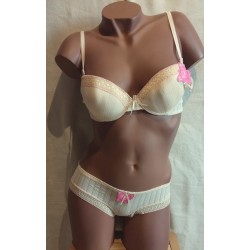 Ensemble avec shorty 8808 Creme