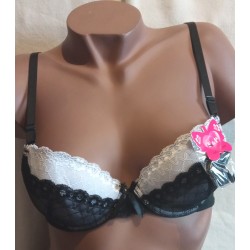 Ensemble B2866 noir avec string