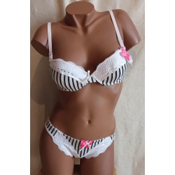 Ensemble avec string B2936 Blanc